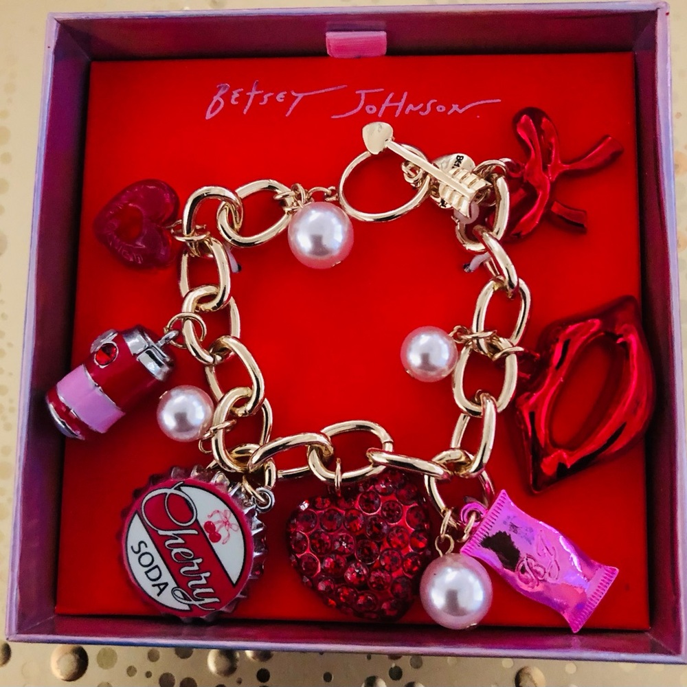 Authentic Betsey Johnson Charm Bracelet - Love Spell Charms, Gold Tone, NIB